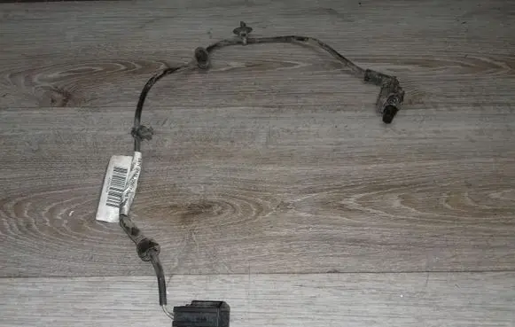 Volvo V50 ABS rear brake sensor 30667438