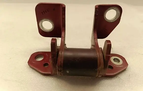 Chrysler Pacifica Front door upper hinge 85574F