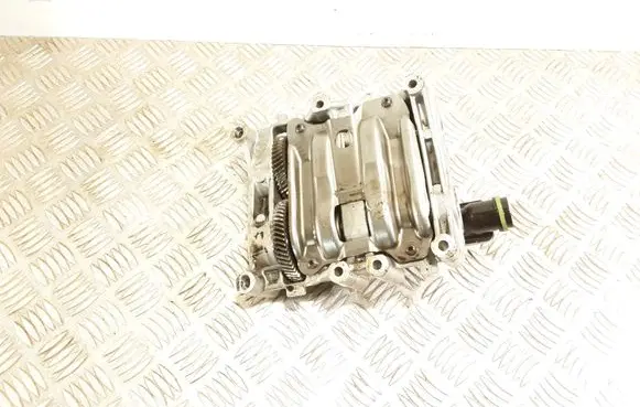 Volvo XC60 Oil pump balance shaft 31401201 31321050