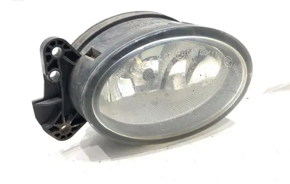 Mercedes-Benz C W204 Front fog light