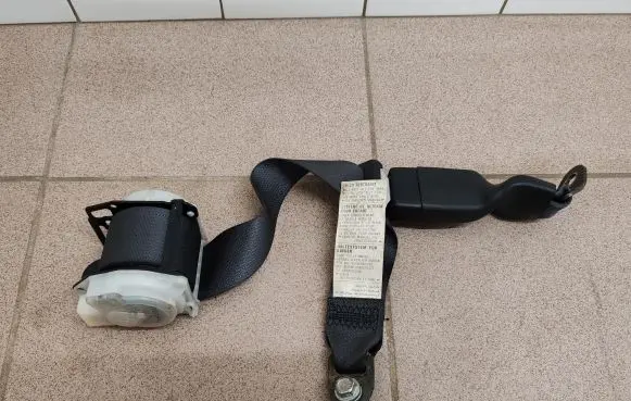 Subaru Legacy Rear seatbelt TKAB0ES108