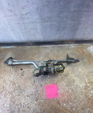 Renault Clio II Front wiper linkage and motor 