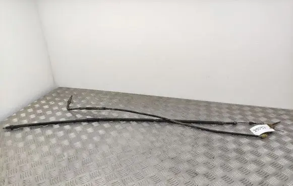 Handbrake/parking brake wiring cable