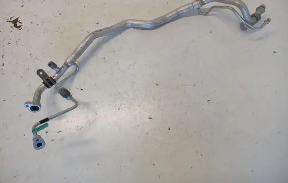 Nissan Qashqai Air conditioning (A/C) pipe/hose 92480HV71A
