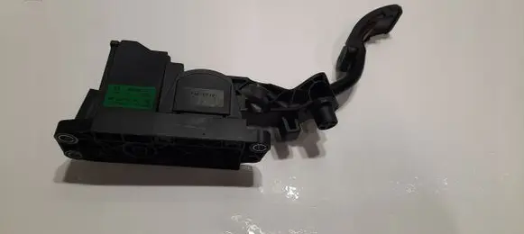 Volkswagen New Beetle Accelerator throttle pedal 1J2721503J