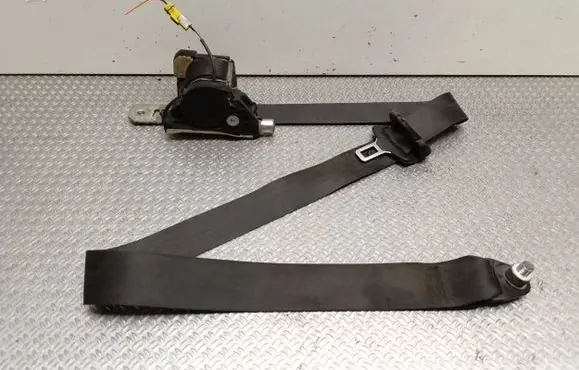 Iveco Daily 35 - 40.10 Front seatbelt 33004574H