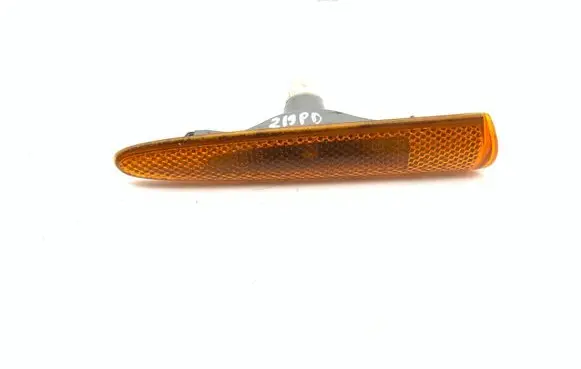 Jaguar XJ X350 Front fender indicator light 2W9313368A