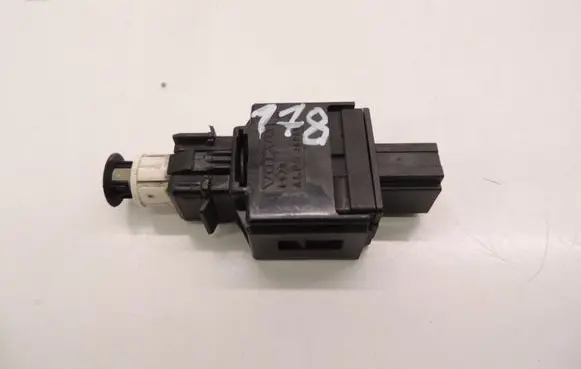 Volvo S80 Brake pedal sensor switch 9442070 D178