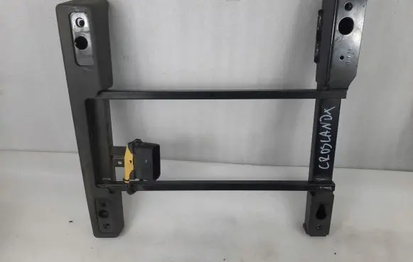 Opel Crossland X Front passenger seat console base 39138090
