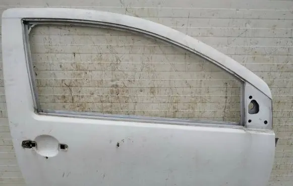 Citroen C2 Front door baltos