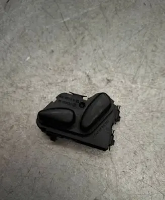 Mercedes-Benz E W211 Seat control switch 2108213851 03463825