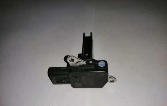 Toyota Yaris Mass air flow meter 222040V020 1974005380 01019