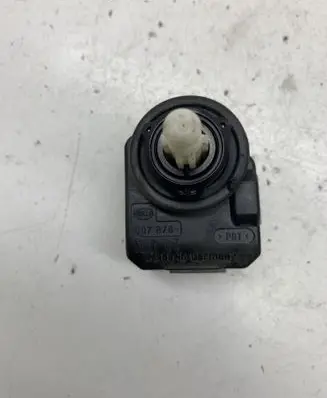 Skoda Fabia Mk1 (6Y) Headlight level adjustment motor 6Y0941295