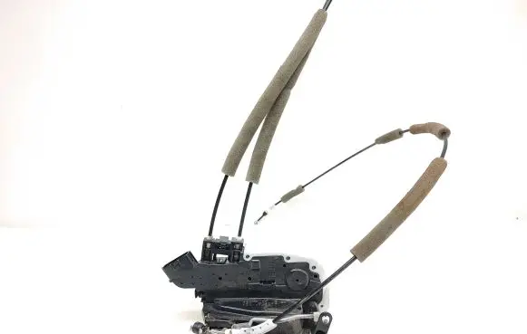 Nissan Leaf I (ZE0) Front door lock S9311460