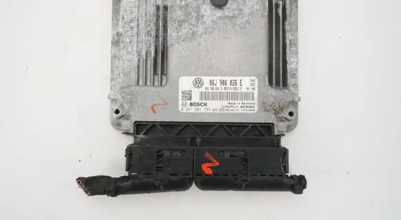 Volkswagen PASSAT B6 Engine control unit/module 06J906026E 0261201783