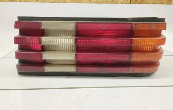 Mercedes-Benz S W126 Rear/tail lights 1268200864 1268201064