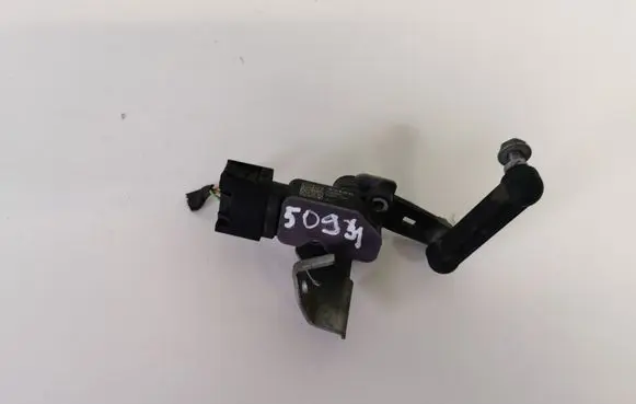 Volvo XC60 Air suspension front height level sensor 31406563