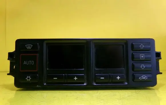 Audi A3 S3 8L Climate control unit 5HB007608-00 8L0820043B