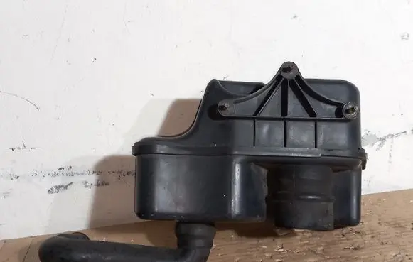 Iveco Daily 4th gen Intake resonator 500327443