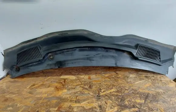 Mercedes-Benz Vito Viano W447 Wiper trim A4478301801 A4478842274