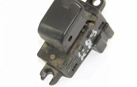 Nissan Pathfinder R51 Electric window control switch 25411