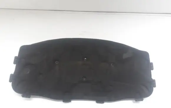 Engine bonnet/hood sound/heat insulation