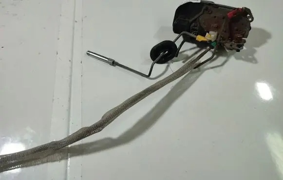 Chrysler 300 - 300C Rear door lock 