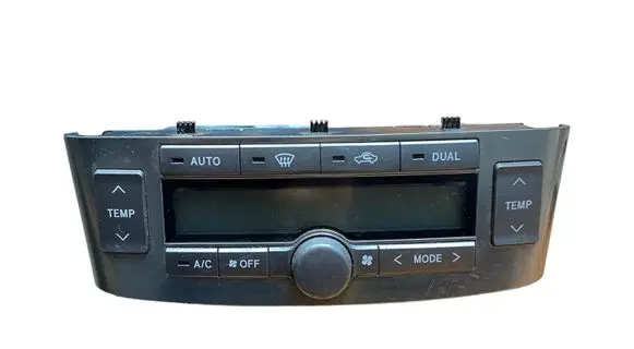 Toyota Avensis T250 Climate control unit 5590205050G 4C19141 5590005160