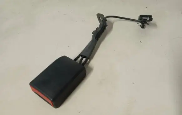 Opel Insignia A Front seatbelt buckle 13327470