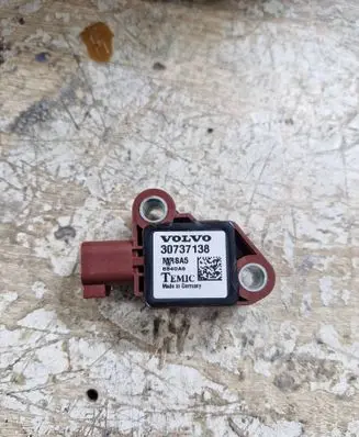 Volvo S40 Airbag deployment crash/impact sensor 30737138 MRSA5