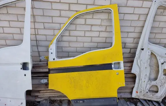 Renault Master II Front door