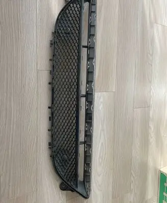 Mercedes-Benz E W213 Front bumper lower grill A2138856900