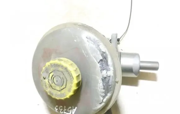 Volkswagen PASSAT B5 Master brake cylinder 4d0811351
