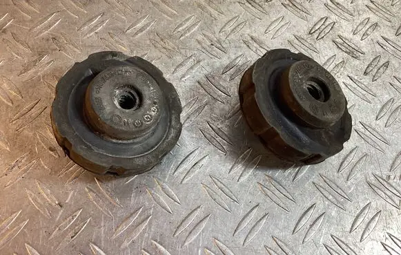 Porsche Macan (95B) Rear coil spring rubber mount 95B512149B
