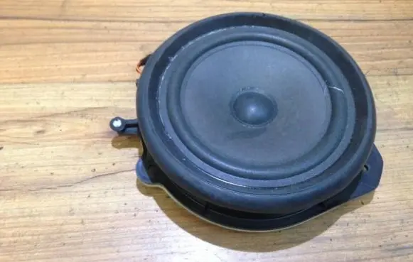 Audi A3 S3 8P Front door speaker 2752503145