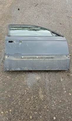 Volkswagen PASSAT B3 Front door