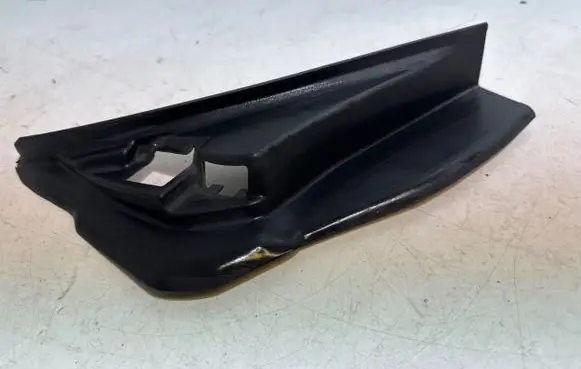 BMW 5 G30 G31 G38 Tailgate/trunk side cover trim 7390425