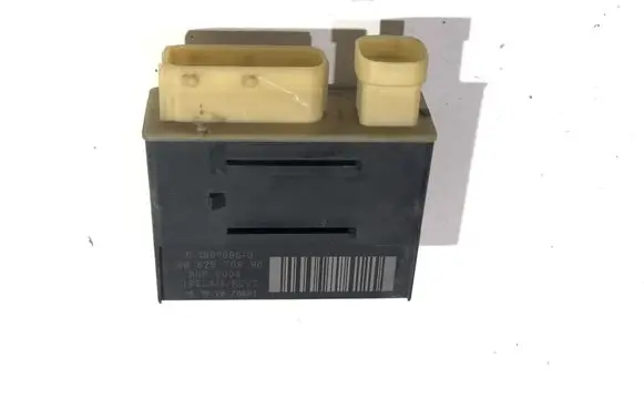 Peugeot 5008 Glow plug pre-heat relay 9662570880