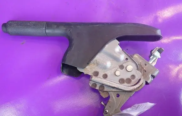 Ford Fiesta Handbrake/parking brake lever assembly