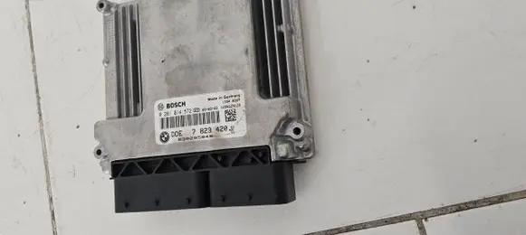 BMW 5 E60 E61 Engine control unit/module 0281014572 7823420 030295848