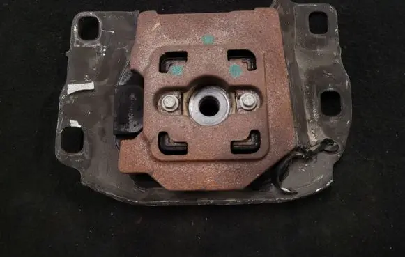 Ford Escape III Gearbox mount AV617M121EA