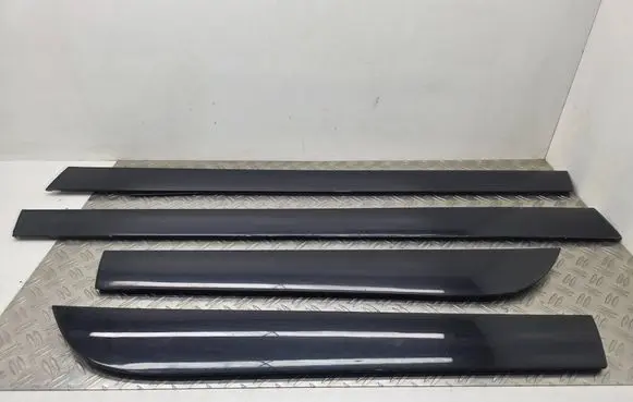 Audi A6 S6 C6 4F Front door trim (molding) LZ9Y