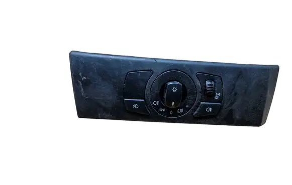 BMW 5 E60 E61 Light switch 33290403 69537 6953701