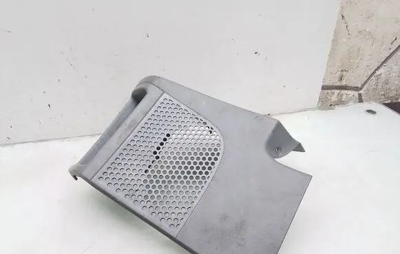 Side speaker trim/cover