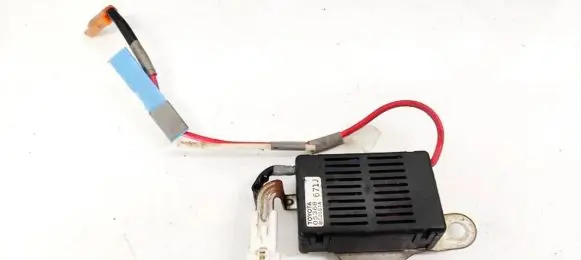Lexus GS 300 350 430 450H Antenna control unit C25S1A 671J
