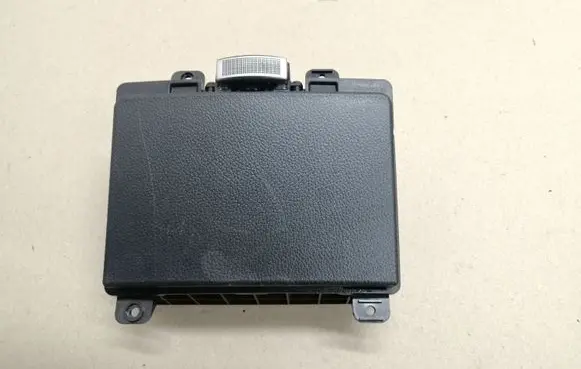 Chevrolet Captiva Glove box central console 