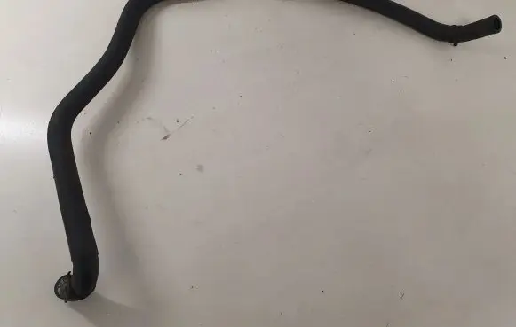 Volkswagen Multivan T5 Engine coolant pipe/hose