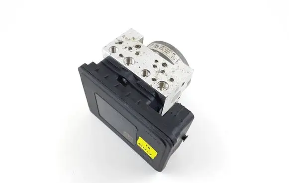 Volkswagen PASSAT B8 ABS Pump 5Q0614517BK 0265955013