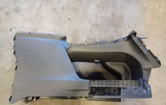 Toyota Sienna XL40 IV Center console 5881108030 5881008160C1 5881008160