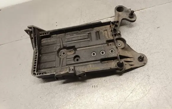 Volkswagen Arteon Battery tray 